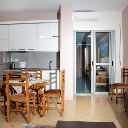 Colombo'S Apartment Vlora Kültér fotó