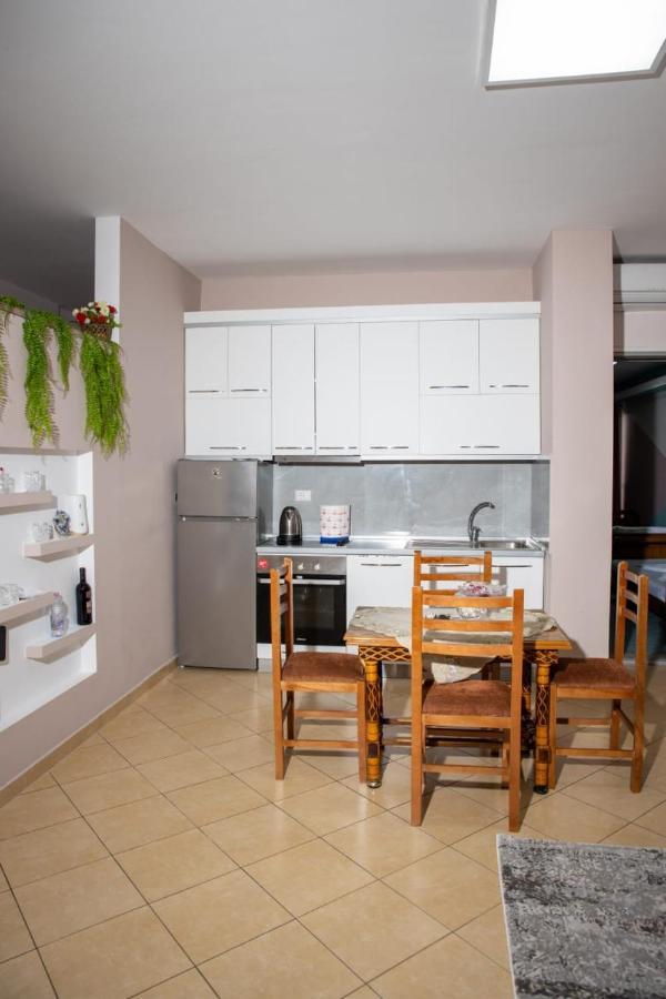 Colombo'S Apartment Vlora Kültér fotó